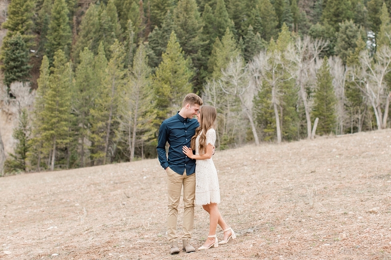 Early spring Tibble Fork engagement photo | Whitney Hunt Photography